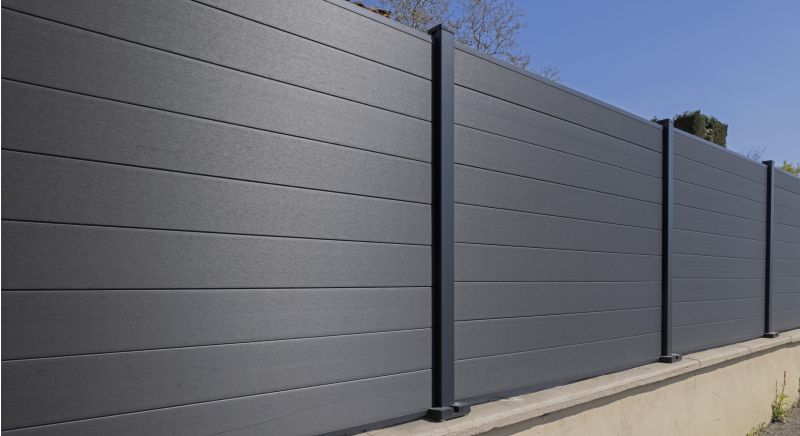 Metal Fence Installation Service
